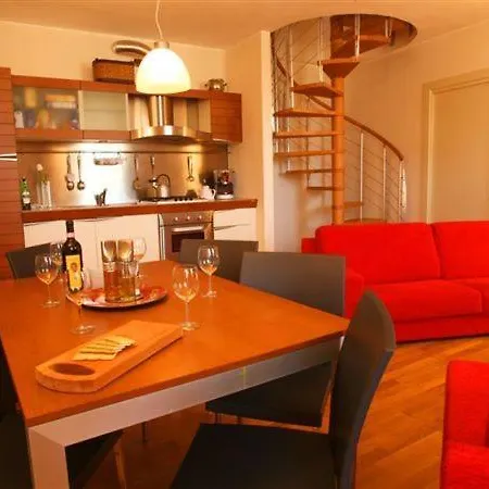 Sleeps 5 Apartment *